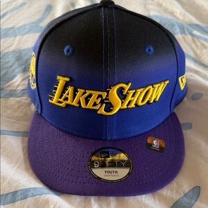YOUTH Lakers Snapback Cap 💜💛